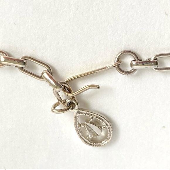 Vintage Pink Lucite Moonglow Leaf Necklace & Bracelet Set Silver Tone 60s Retro - Picture 7 of 14